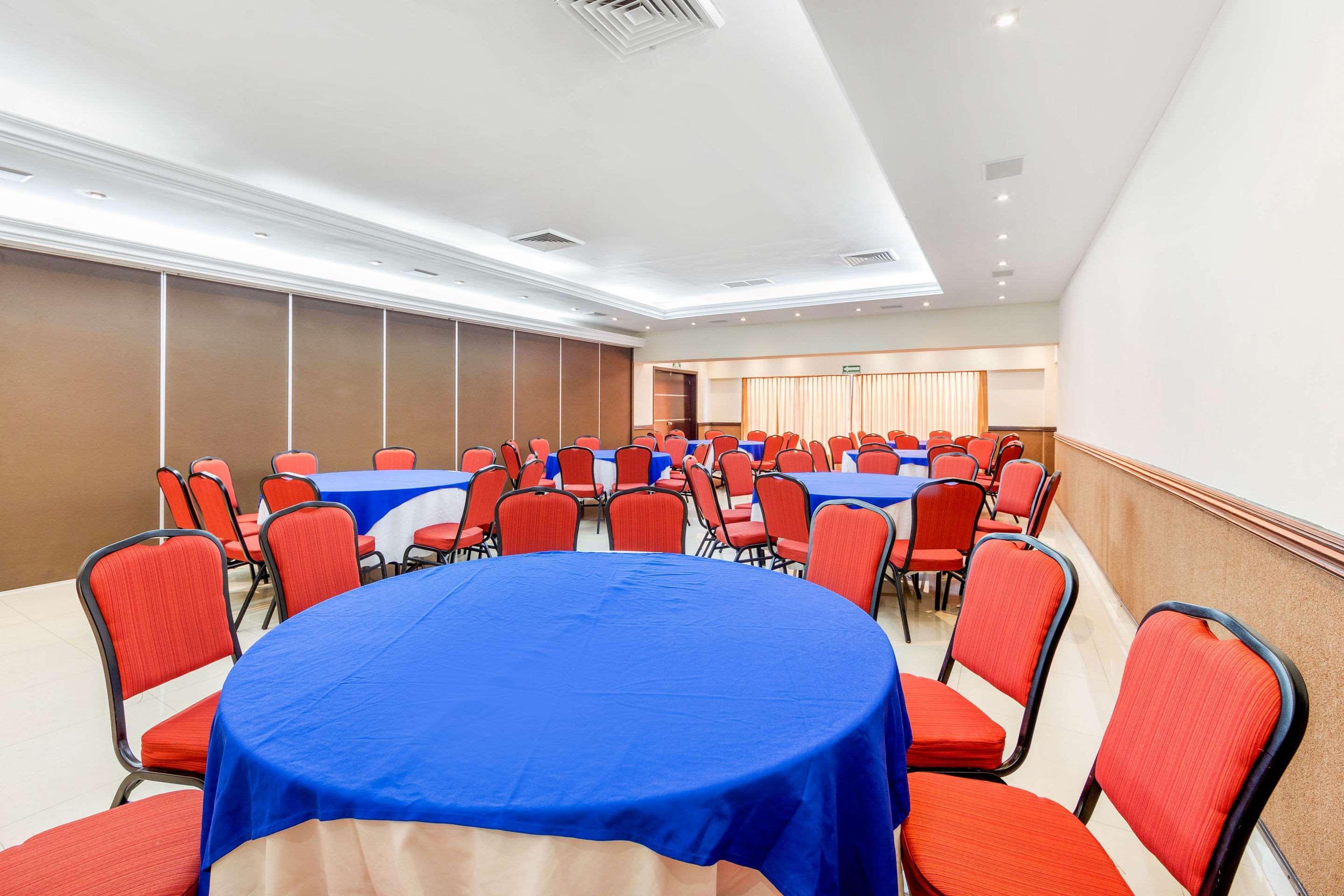 Quality Inn Tuxtla Gutiérrez Zewnętrze zdjęcie